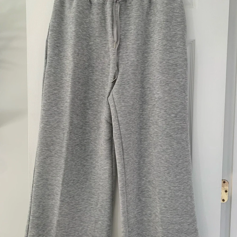 ANRABESS Women's Light Gray 2 Piece Lounge Set - Picture 3 of 10
